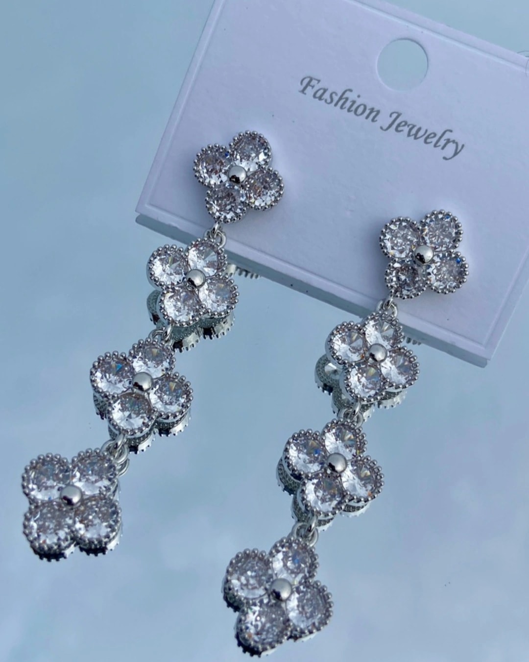 Boucles d'oreilles pendantes trèfle