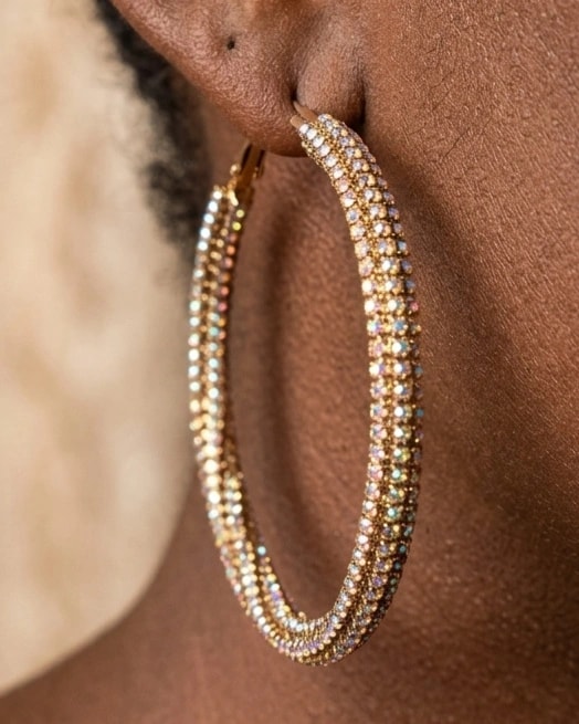 Boucles d'oreilles créoles serti de pierre